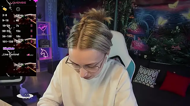 TiffanyBatson online show from 03-11-25, 09:56