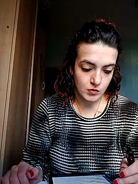 Snapshot of LadyMinnie chatting on 11-04-25, 10:03 LadyMinnie online show from 11-04-25, 10:03