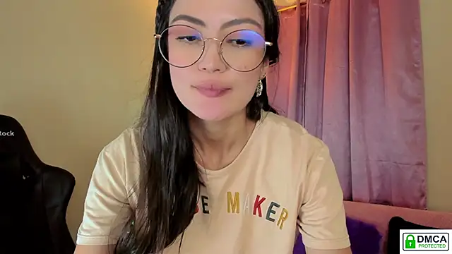 Snapshot of Lilabril chatting on 03-07-25, 03:39 Lilabril online show from 03-07-25, 03:39