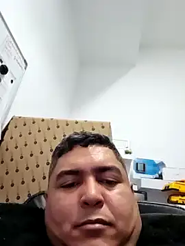 Snapshot of gordito_xx chatting on 12-24-24, 10:33 gordito xx online show from 12-24-24, 10:33