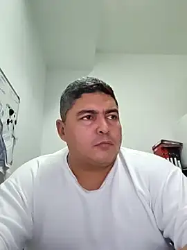 Snapshot of gordito_xx chatting on 01-08-25, 03:07 gordito xx online show from 01-08-25, 03:07