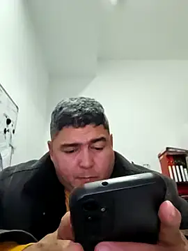 Snapshot of gordito_xx chatting on 01-13-25, 12:45 gordito xx online show from 01-13-25, 12:45