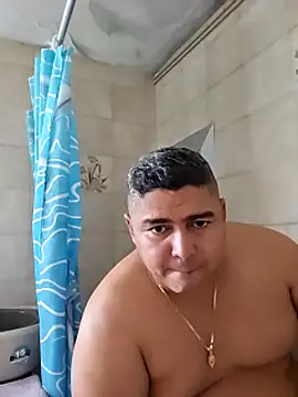 Snapshot of gordito_xx chatting on 02-05-25, 10:33 gordito xx online show from 02-05-25, 10:33