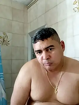 Snapshot of gordito_xx chatting on 02-07-25, 10:20 gordito xx online show from 02-07-25, 10:20