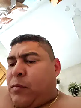 Snapshot of gordito_xx chatting on 02-10-25, 10:40 gordito xx online show from 02-10-25, 10:40