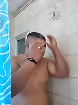 Snapshot of gordito_xx chatting on 02-17-25, 07:10 gordito xx online show from 02-17-25, 07:10