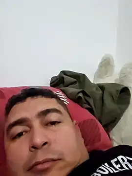 Snapshot of gordito_xx chatting on 02-25-25, 08:19 gordito xx online show from 02-25-25, 08:19