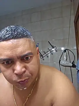 Snapshot of gordito_xx chatting on 09-25-25, 05:22 gordito xx online show from 09-25-25, 05:22