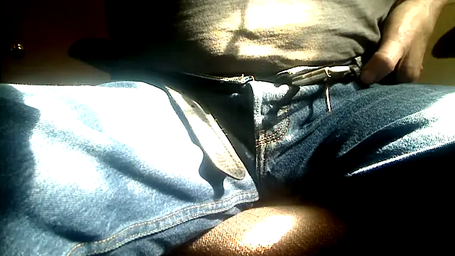 markluvskitty online show from 04-17-26, 01:58