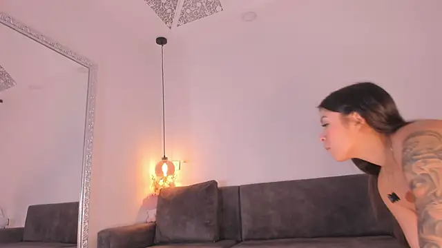 Snapshot of Isabella_francoo chatting on 11-01-25, 12:29 Isabella francoo online show from 11-01-25, 12:29