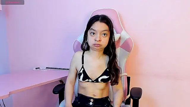 CharlotteMuller online show from 11-11-25, 07:36