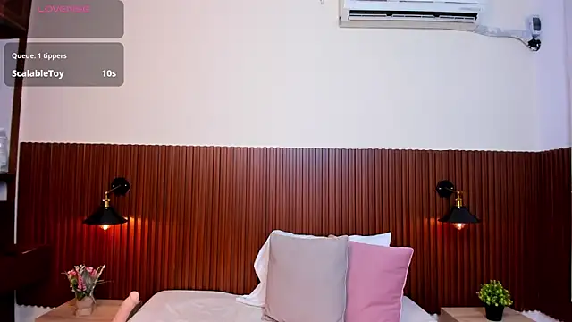 chanel brunette online show from 02-24-25, 05:53