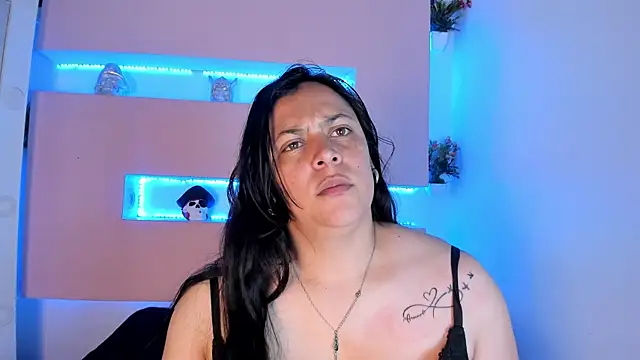 Biiancacox online show from 01-10-25, 04:44