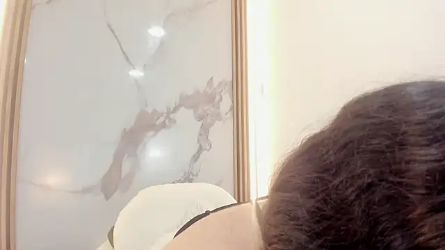 Biiancacox online show from 09-12-25, 03:17