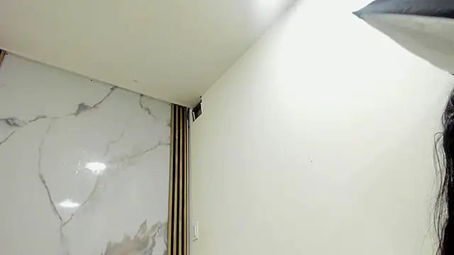 Biiancacox online show from 11-28-25, 02:36