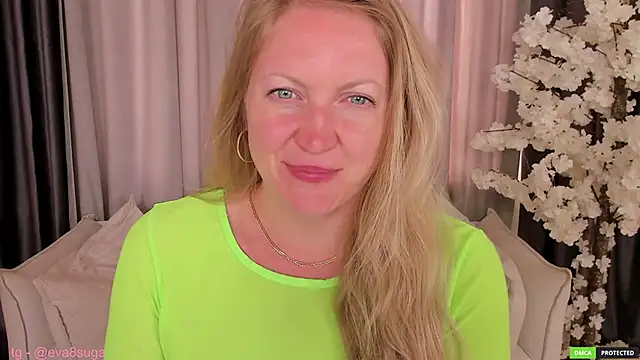 Snapshot of sugamomy chatting on 02-28-25, 03:37 sugamomy online show from 02-28-25, 03:37