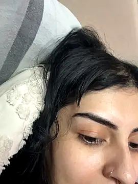 ThickerThanYoBitch online show from 09-11-25, 02:17