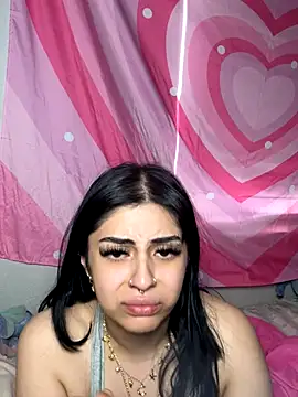 ThickerThanYoBitch online show from 09-15-25, 02:50