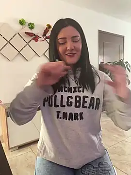 Snapshot of camila__joy chatting on 01-14-25, 05:56 camila joy online show from 01-14-25, 05:56