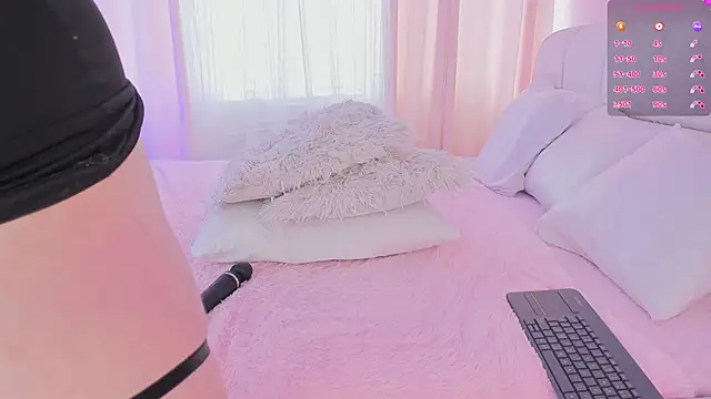 Snapshot of camila__joy chatting on 03-11-25, 06:19 camila joy online show from 03-11-25, 06:19