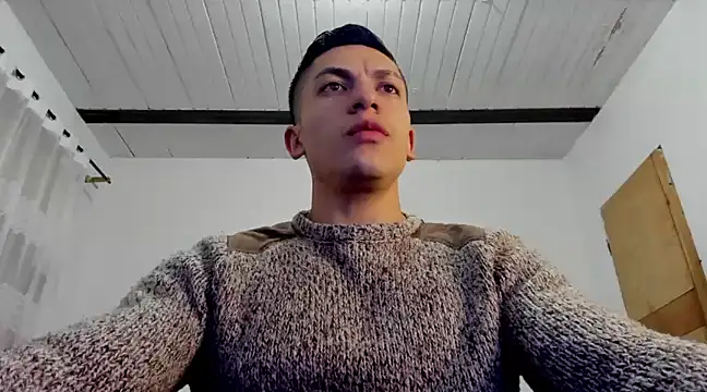 Snapshot of aquiles_51 chatting on 12-03-24, 10:51 aquiles 51 online show from 12-03-24, 10:51