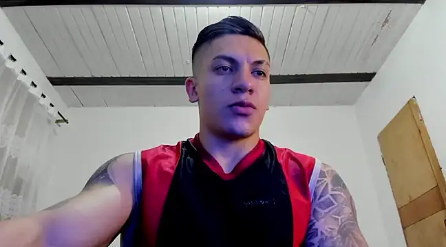 Snapshot of aquiles_51 chatting on 01-09-25, 03:15 aquiles 51 online show from 01-09-25, 03:15