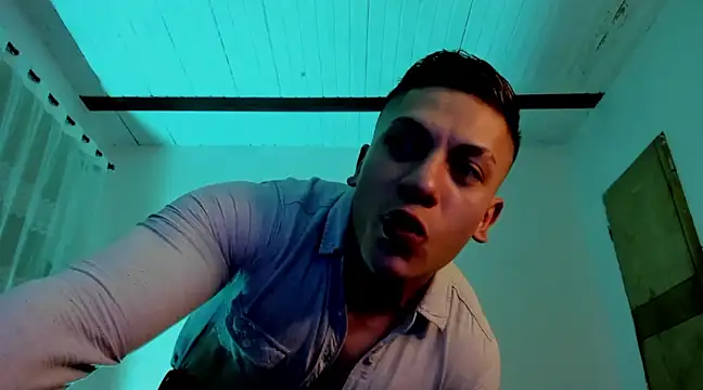 Snapshot of aquiles_51 chatting on 01-24-25, 11:34 aquiles 51 online show from 01-24-25, 11:34