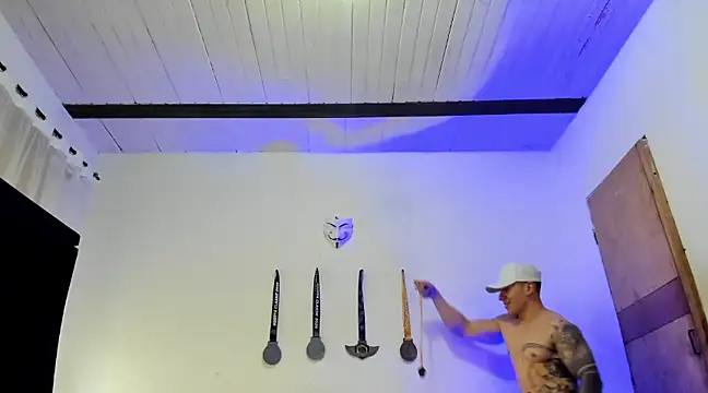 Snapshot of aquiles_51 chatting on 02-25-25, 10:29 aquiles 51 online show from 02-25-25, 10:29