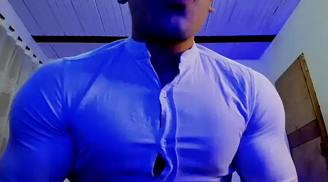 Snapshot of aquiles_51 chatting on 03-05-25, 11:05 aquiles 51 online show from 03-05-25, 11:05