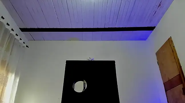 Snapshot of aquiles_51 chatting on 03-07-25, 10:32 aquiles 51 online show from 03-07-25, 10:32