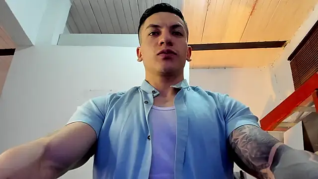 Snapshot of aquiles_51 chatting on 09-22-25, 08:11 aquiles 51 online show from 09-22-25, 08:11