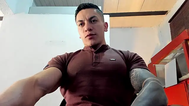 Snapshot of aquiles_51 chatting on 10-02-25, 08:16 aquiles 51 online show from 10-02-25, 08:16