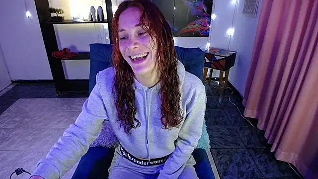 IsaBaileys  online show from 01-29-25, 08:04