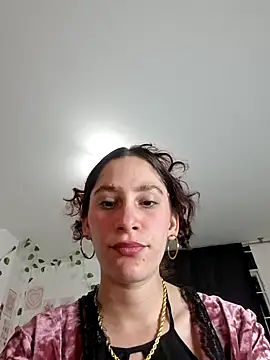 IsaBaileys  online show from 06-05-26, 02:29