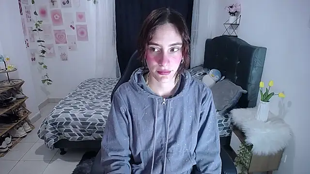IsaBaileys  online show from 06-10-26, 02:01