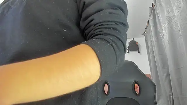 Snapshot of saralolo420 chatting on 01-14-25, 02:19 saralolo420 online show from 01-14-25, 02:19