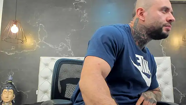 BruceDallas online show from 01-03-25, 11:33