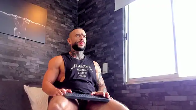 BruceDallas online show from 09-25-25, 02:10