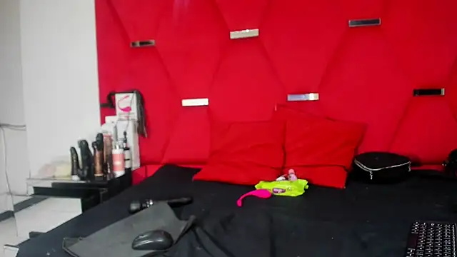 Karoll69  online show from 03-20-25, 03:45