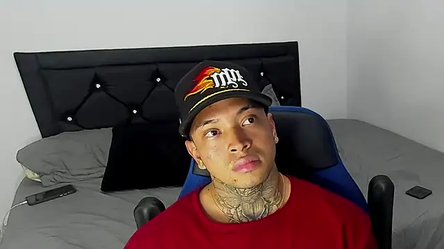 Stiven collins online show from 01-28-25, 01:08