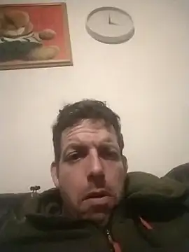 Knuffelstaaf123 online show from 02-03-25, 10:11