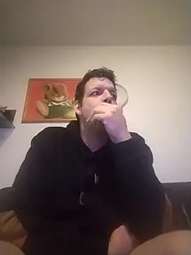 Knuffelstaaf123 online show from 02-06-25, 02:04