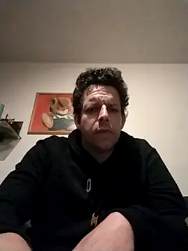 Knuffelstaaf123 online show from 03-23-25, 01:09