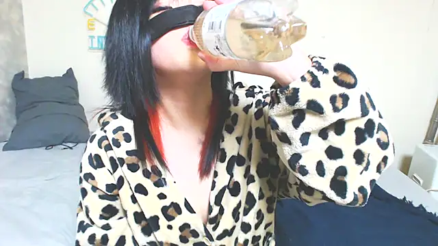 miyabi room online show from 03-05-25, 12:11