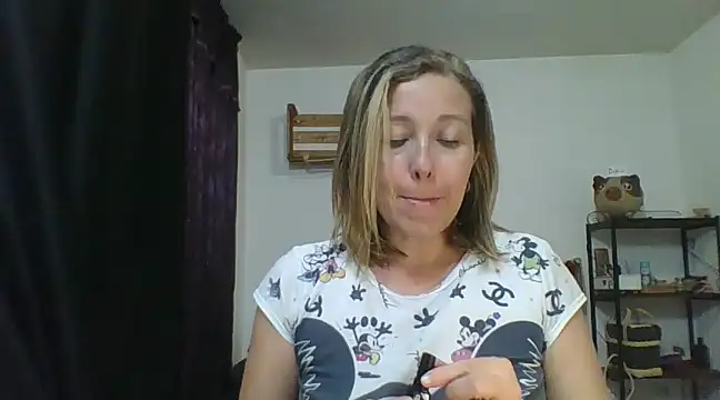 charlott ponce online show from 01-01-25, 02:30