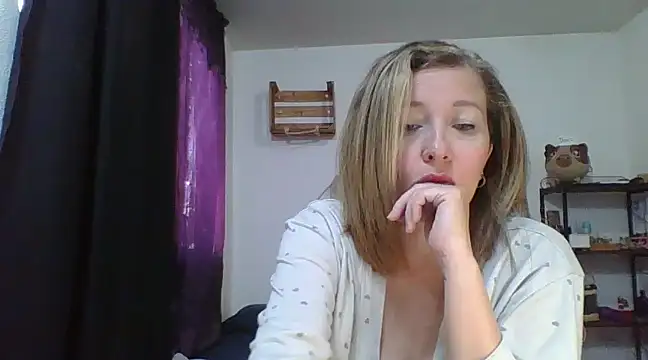 charlott ponce online show from 01-28-25, 05:46