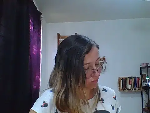 charlott ponce online show from 11-04-25, 10:09