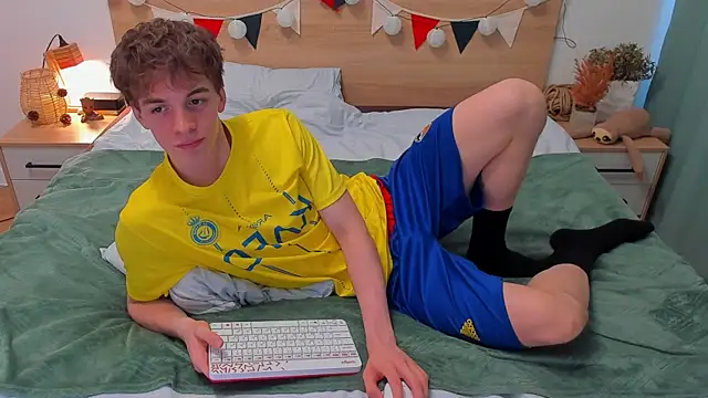 Fandi 777 online show from 11-19-25, 09:09