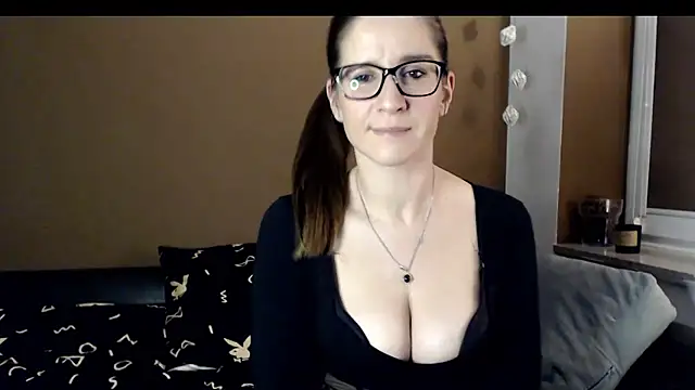 Snapshot of KayaRose chatting on 12-01-24, 09:15 KayaRose online show from 12-01-24, 09:15