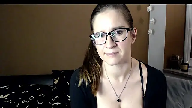 Snapshot of KayaRose chatting on 12-02-24, 12:19 KayaRose online show from 12-02-24, 12:19